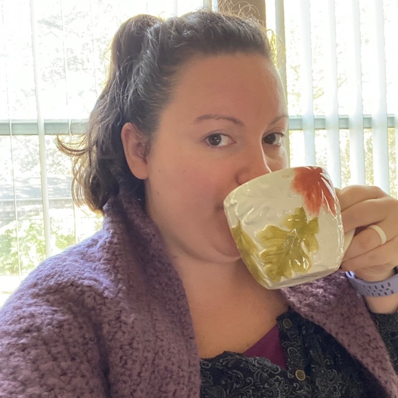 Meet your Posher, Rosalyn - Picture 1 of 1